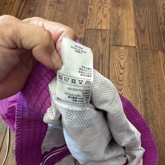 adidas Junior Kids Windbreaker in Vibrant Purple Size XL - Picture 4 of 6